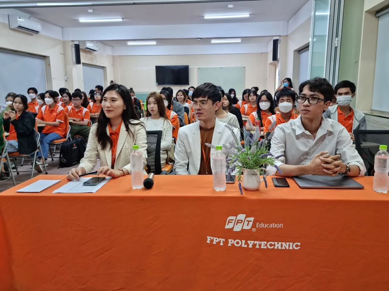 Talkshow dinh huong chuyen nganh Digital Marketing tai FPT Polytechnic Can Tho 02